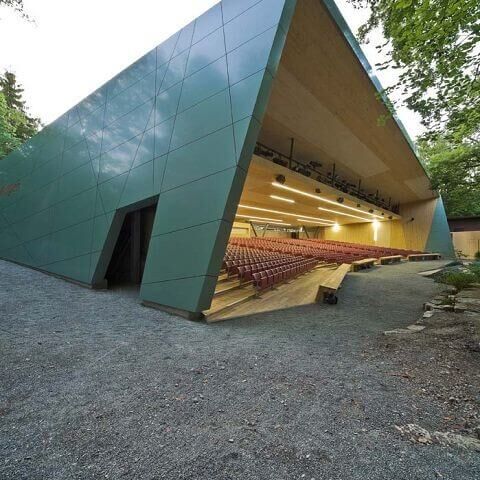 Seitenansicht / Innenraum